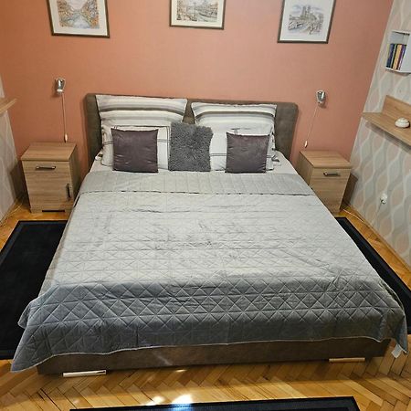 Habos Isler Apartman 16 Szolnok Buitenkant foto