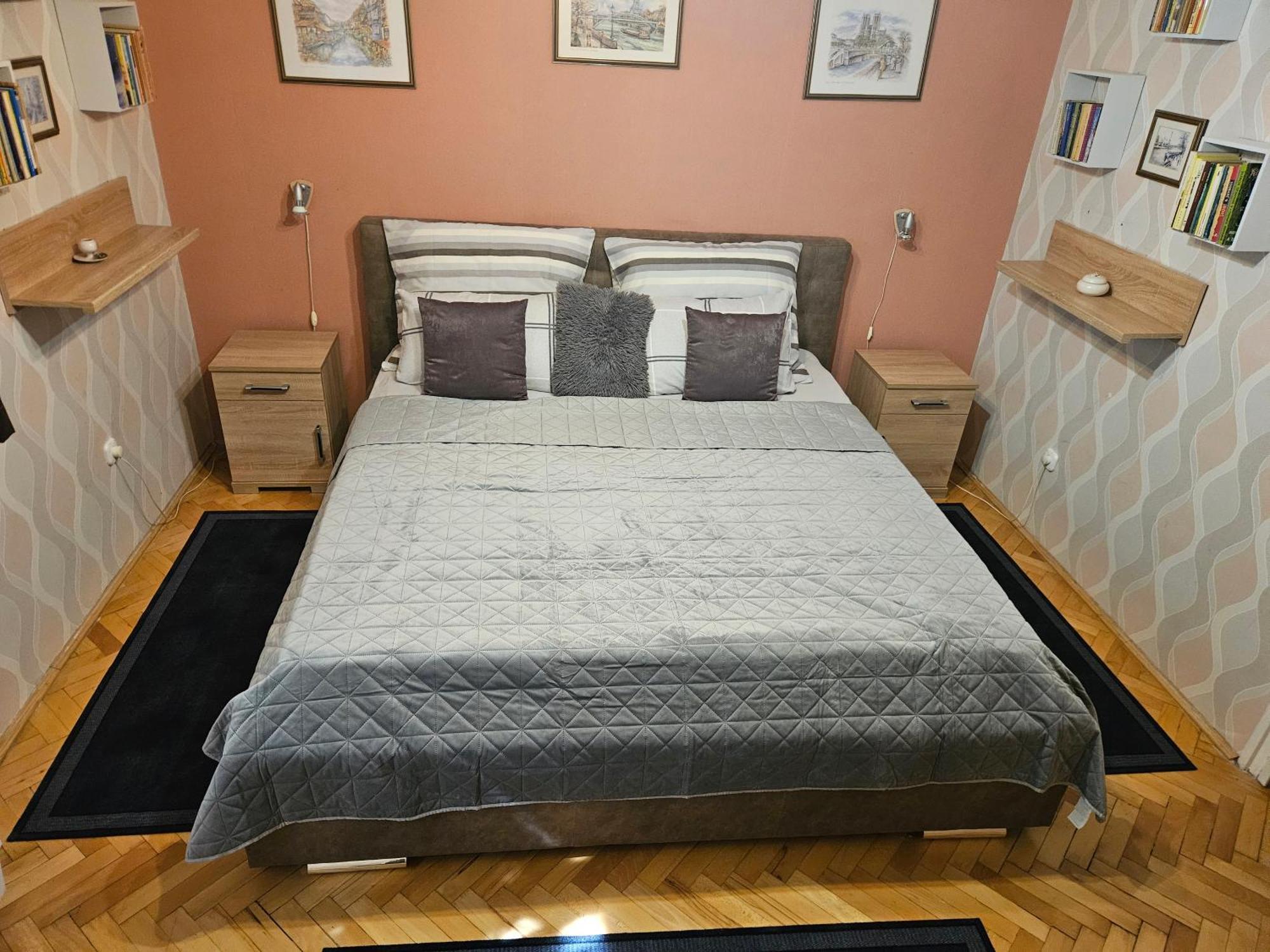 Habos Isler Apartman 16 Szolnok Buitenkant foto